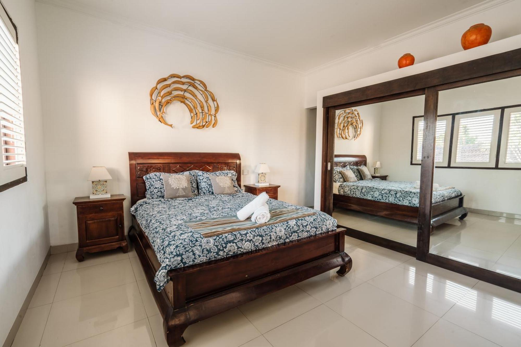 Sari Temuku Villa Seminyak Exterior foto