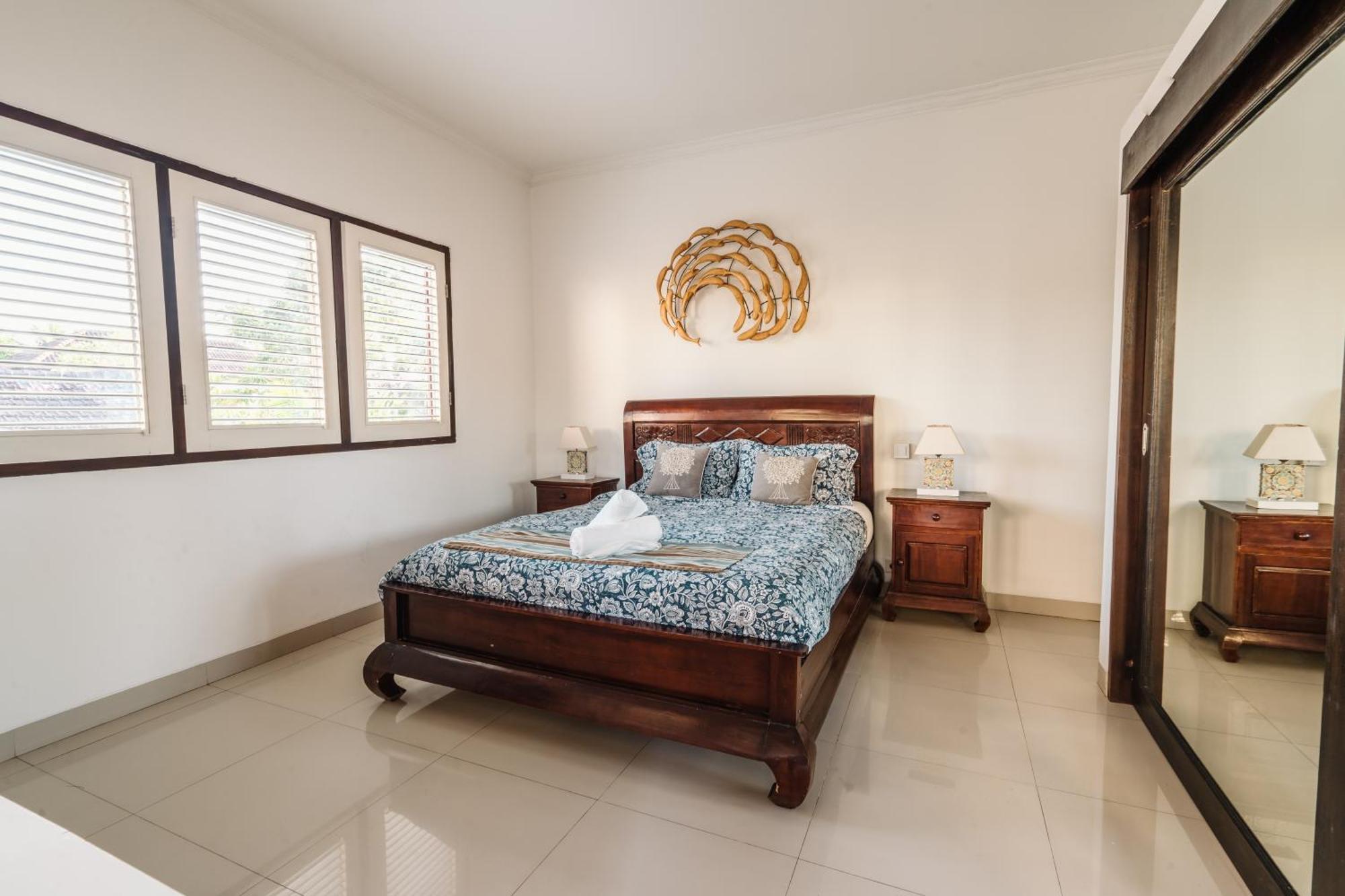 Sari Temuku Villa Seminyak Exterior foto